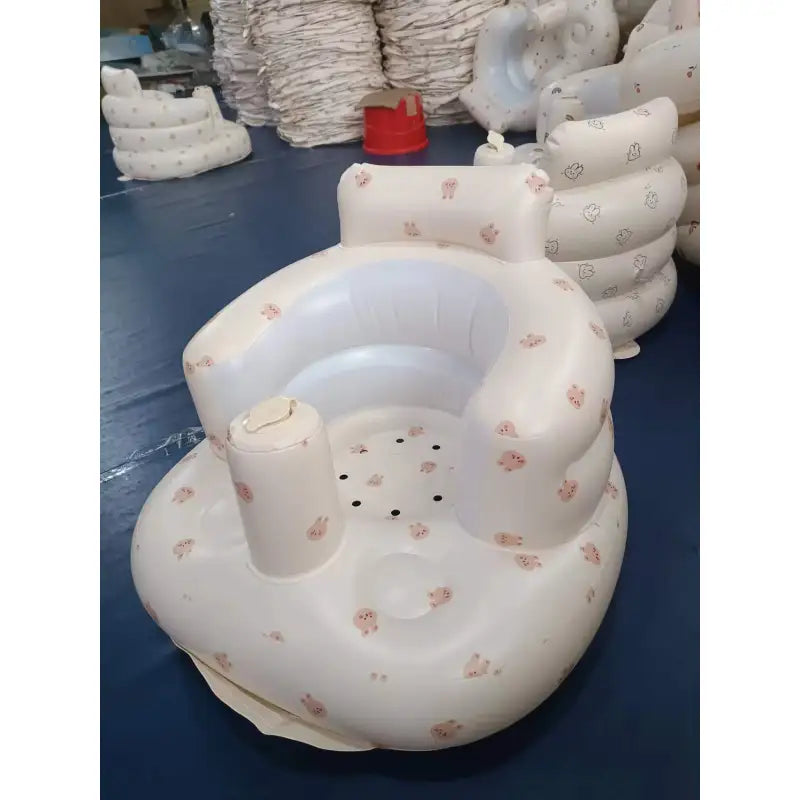 Babystoel voor Eten & Bad – deze heb je nodig om je handen vrij te hebben.